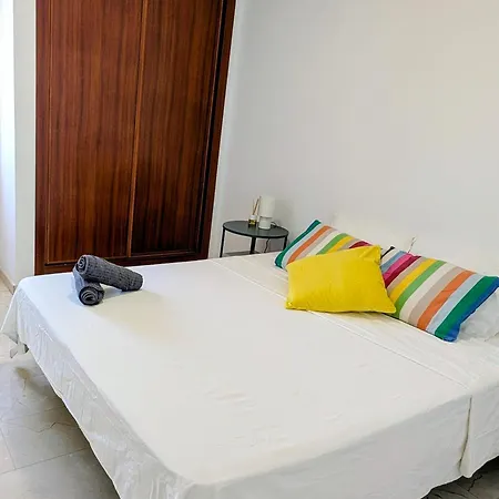 Adeje Nest Konukevi Costa Adeje