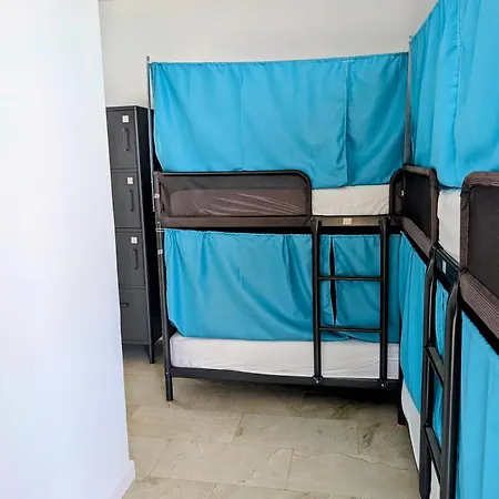 Konukevi Adeje Nest